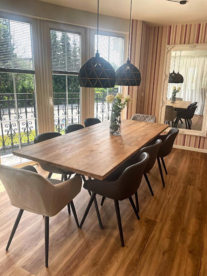 Vila Urbana Luxury Apartments Lesce  Εξωτερικό φωτογραφία