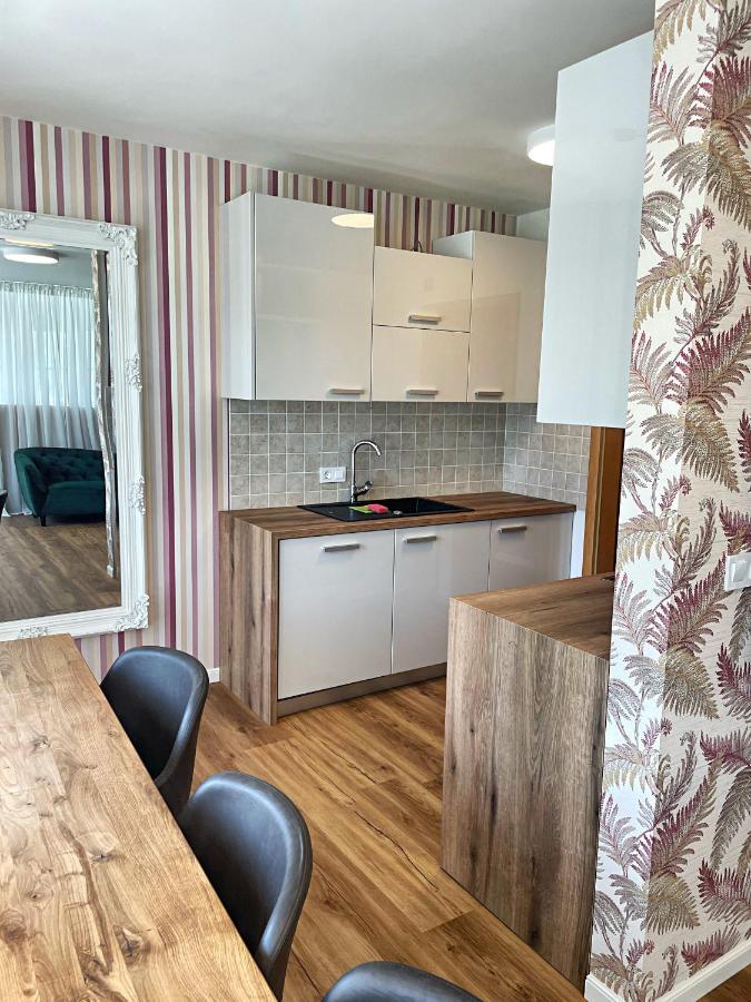 Vila Urbana Luxury Apartments Lesce  Εξωτερικό φωτογραφία