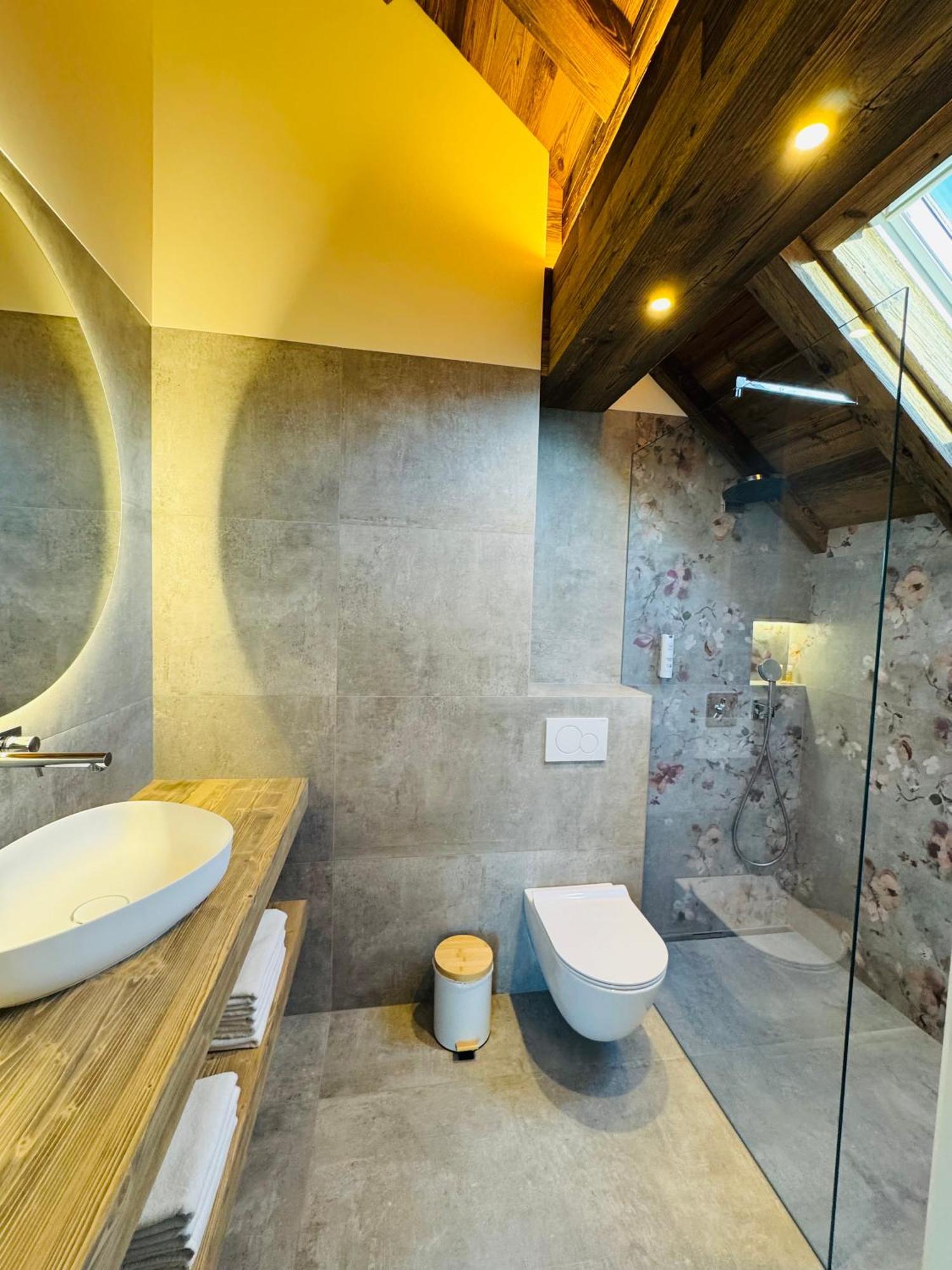 Vila Urbana Luxury Apartments Lesce  Εξωτερικό φωτογραφία