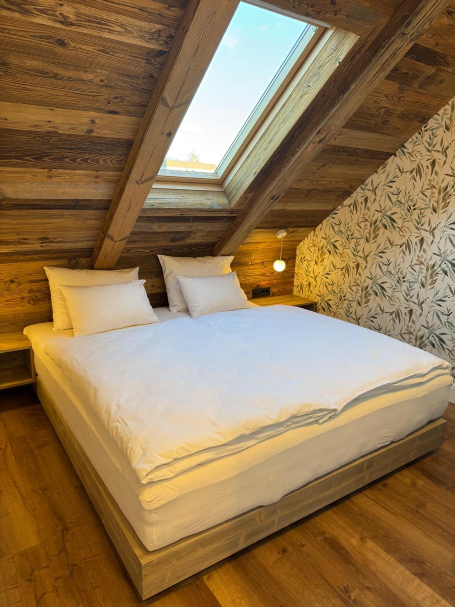 Vila Urbana Luxury Apartments Lesce  Εξωτερικό φωτογραφία